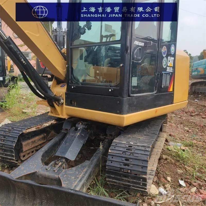 CAT 305.5 E ミニ油圧ショベル 7t以下（ミニユンボ・ミニディガー）