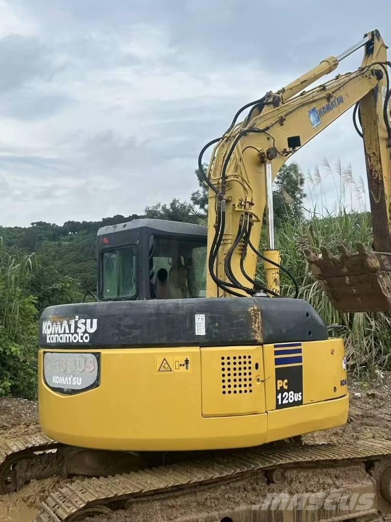 Komatsu PC 128 US 大型油圧ショベル12t以上（パワーショベル・ユンボ）