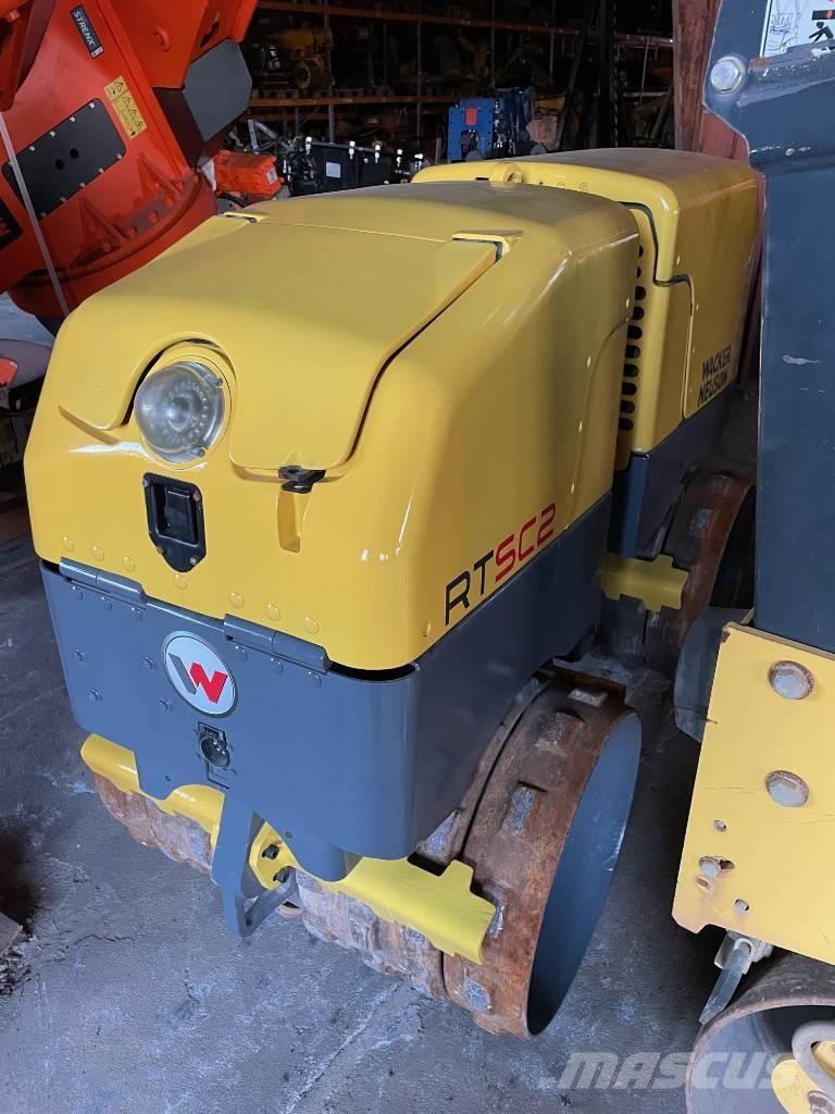 Wacker Neuson RTSC2 牽引式ローラ