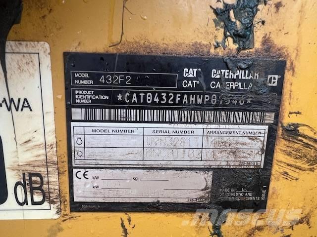 CAT 432 F バックホーローダー