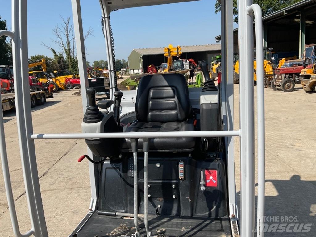 Wacker Neuson ET 16 ミニ油圧ショベル 7t以下（ミニユンボ・ミニディガー）