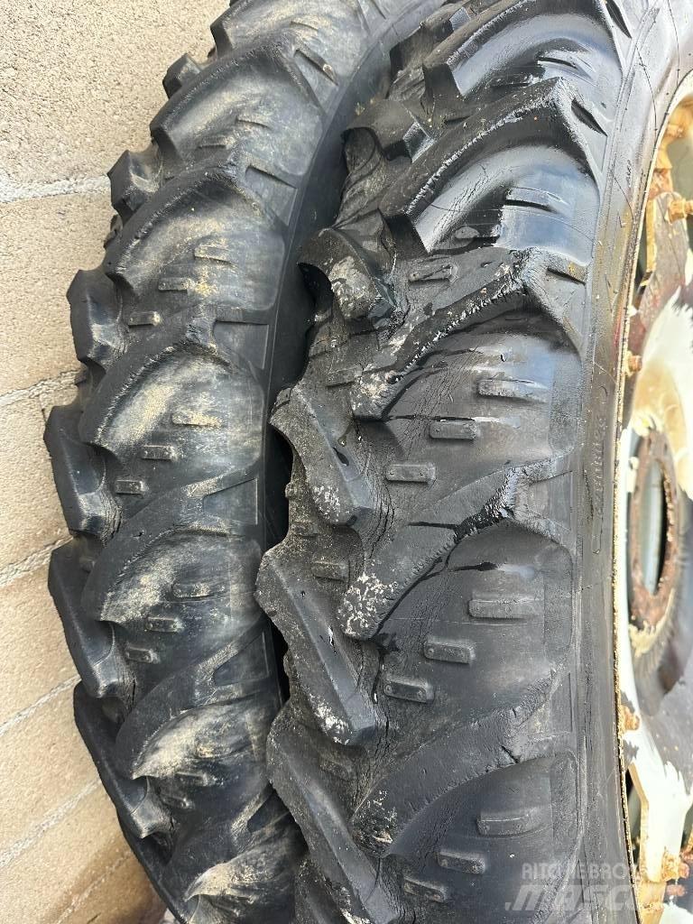 Kleber 230/95R48 タイヤ、ホイル、リム
