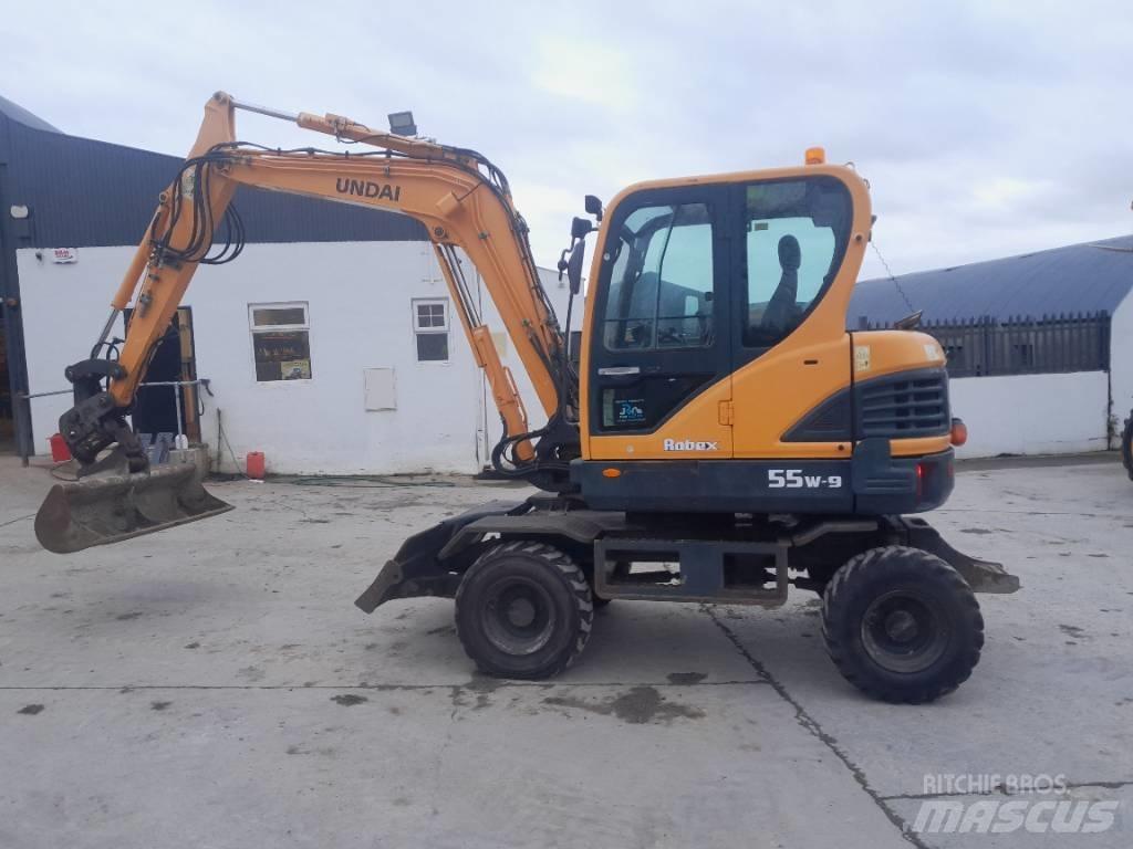 Hyundai R55 W-9 ホイール式油圧ショベル（パワーショベル・ユンボ・バックホー）