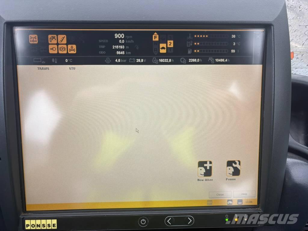 Ponsse Ergo 8W ハーベスター