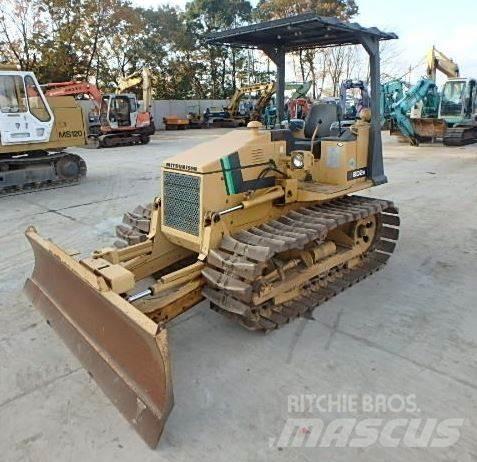 Mitsubishi BD2G ブルドーザー