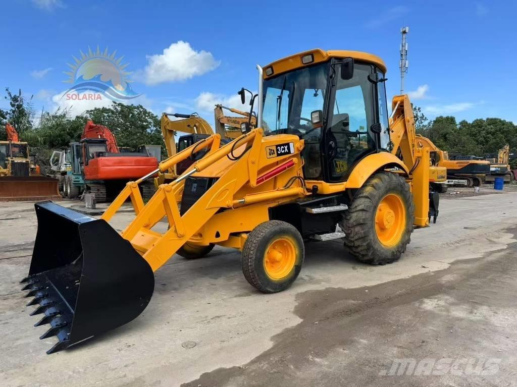 JCB 3CX バックホーローダー