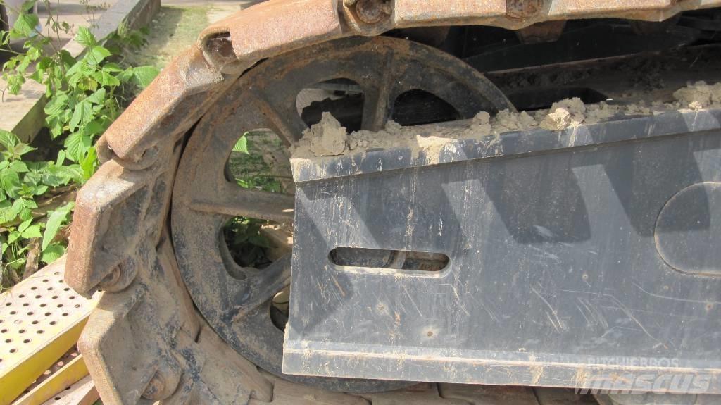 Kobelco CKE 1100 G クローラクレーン