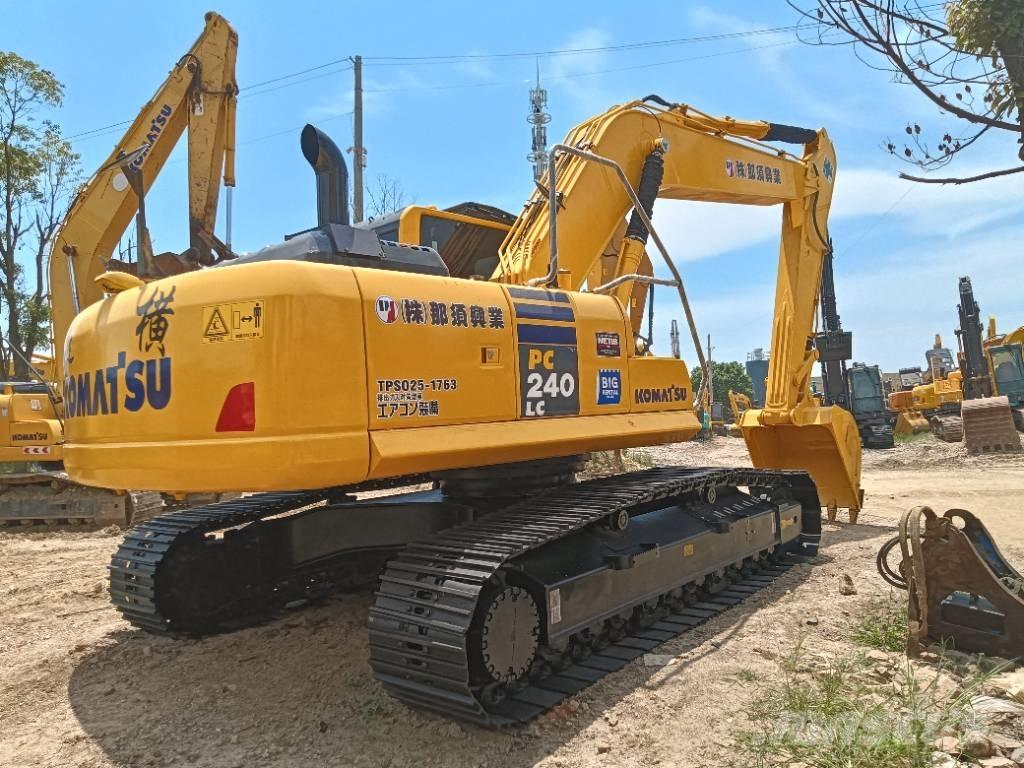 Komatsu PC 240 LC 大型油圧ショベル12t以上（パワーショベル・ユンボ）