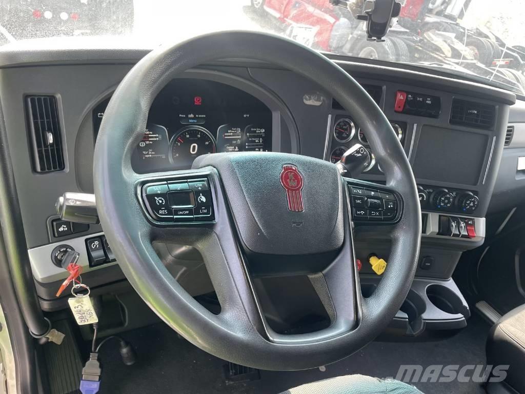 Kenworth T 680 中古トラクターヘッド | トレーラーヘッド