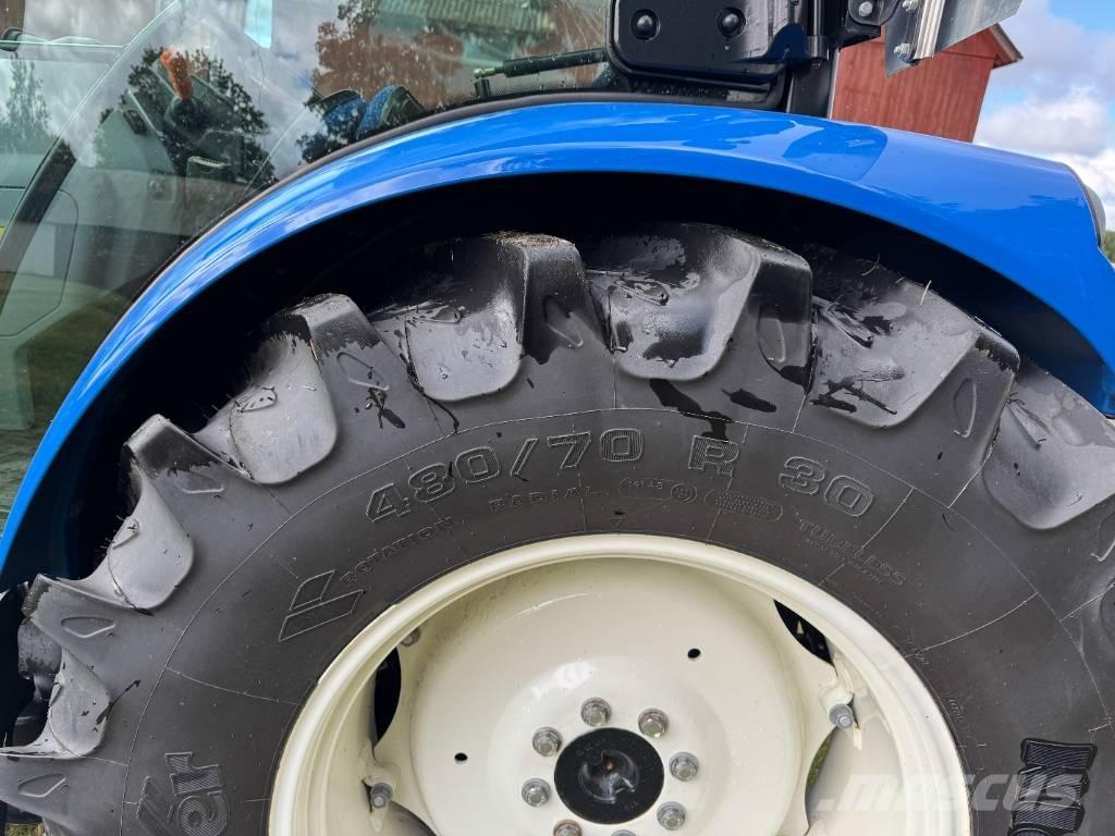 New Holland T4.75 S トラクター