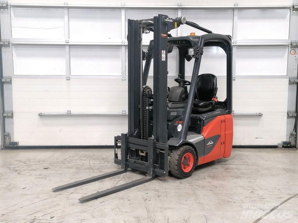 Linde E12-02 バッテリーフォークリフト