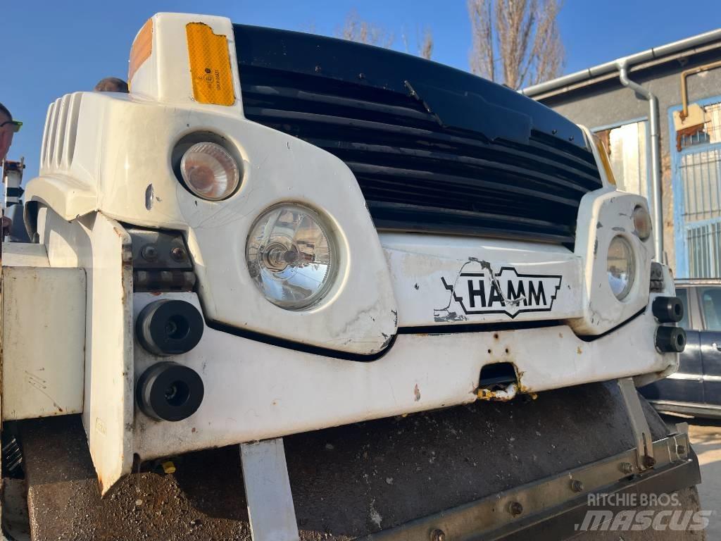 Hamm HD 13 VV タンデムローラ