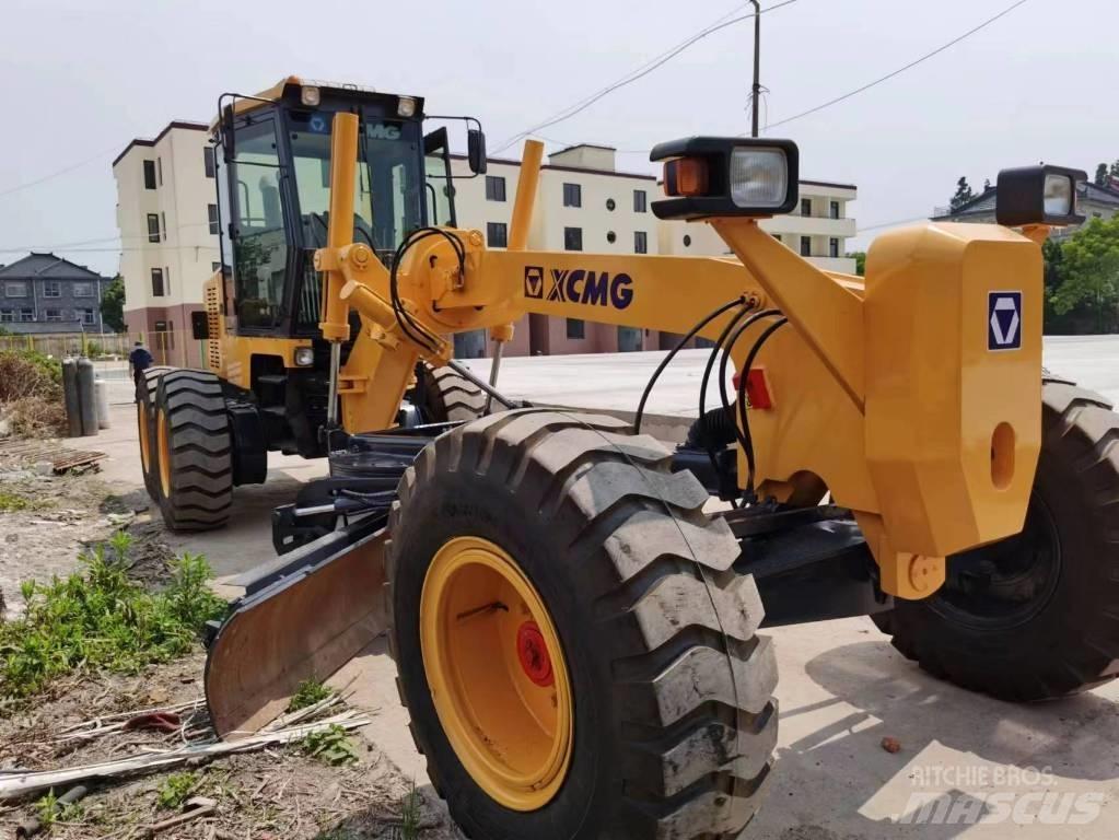 XCMG GR 180 モーターグレーダー