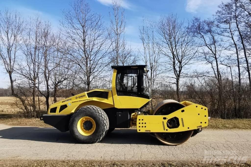 Bomag BW 219 DH-5 振動ローラ