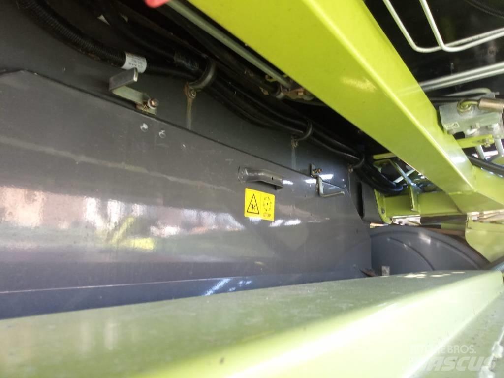 CLAAS Lexion 620 コンバイン