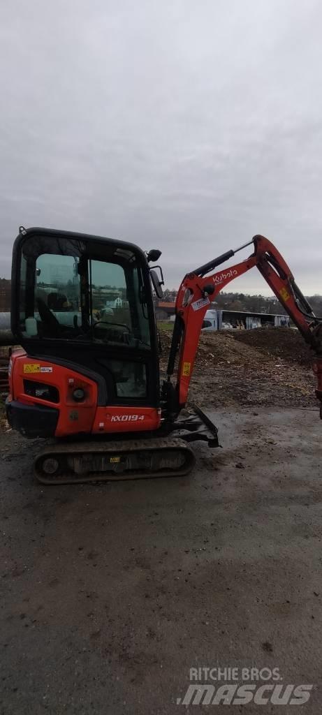 Kubota KX 019-4 ミニ油圧ショベル 7t以下（ミニユンボ・ミニディガー）