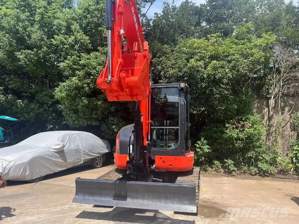 Kubota KX 163-5 ミニ油圧ショベル 7t以下（ミニユンボ・ミニディガー）