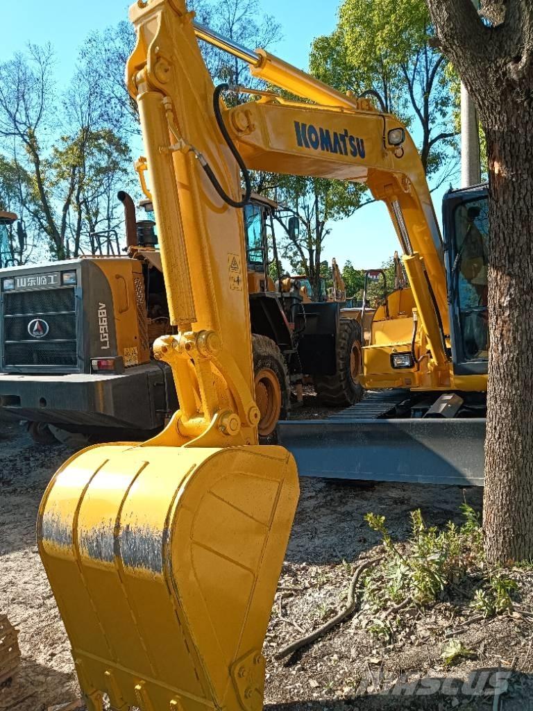 Komatsu PC 70 中型油圧ショベル 7ｔ-12ｔ（ユンボ・パワーショベル・バックホー）