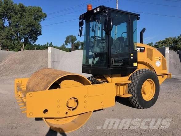 CAT CS44B タイヤローラ