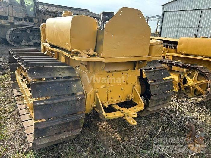 CAT D4 - ブルドーザー