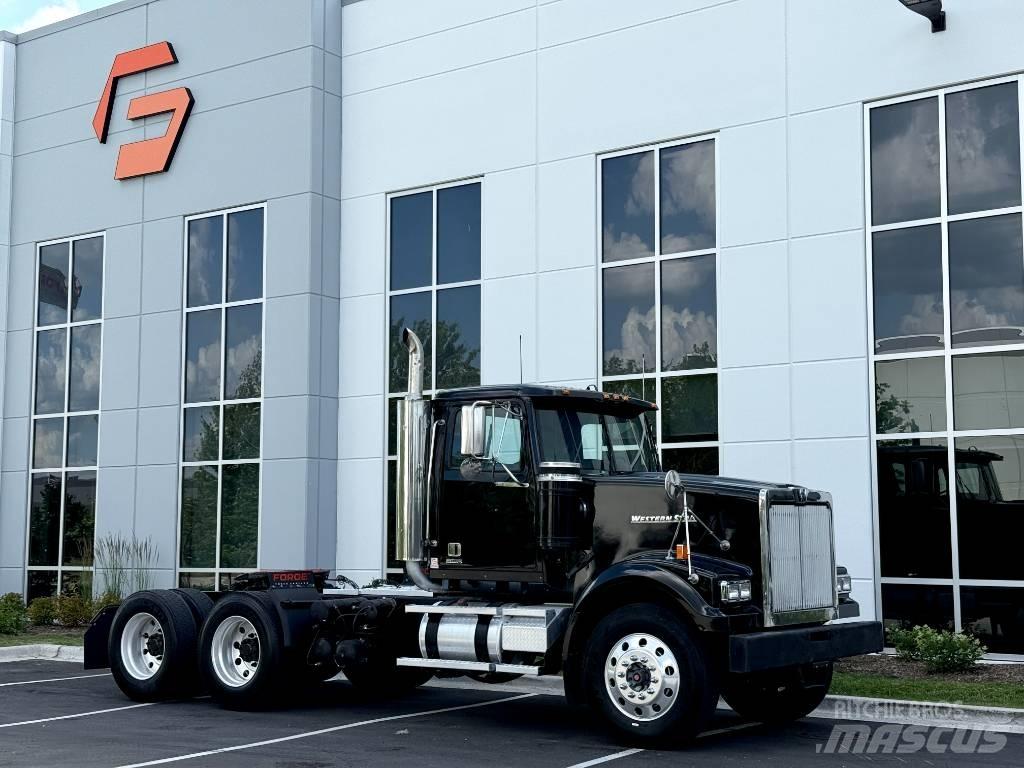 Western Star 4900 中古トラクターヘッド | トレーラーヘッド
