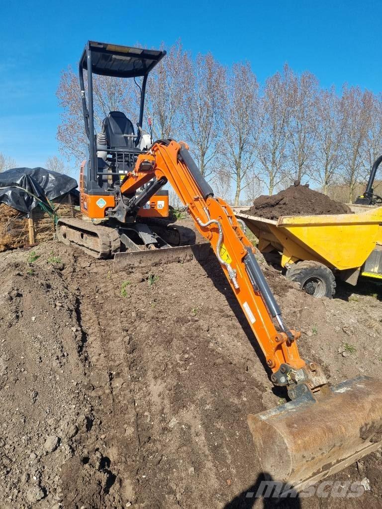 Hitachi ZX 19 U ミニ油圧ショベル 7t以下（ミニユンボ・ミニディガー）
