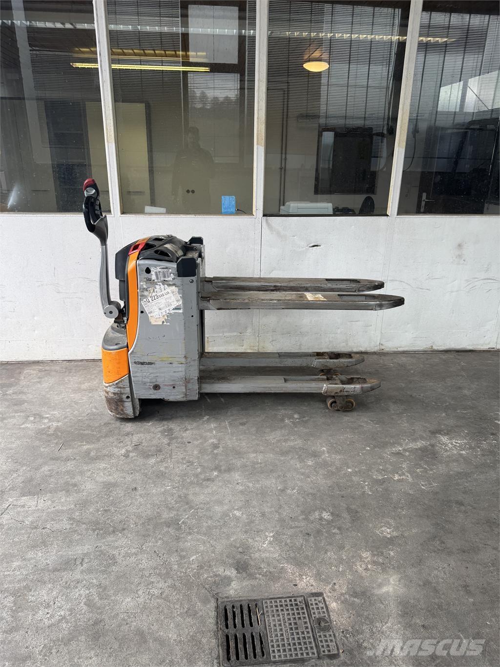 Still EXU-H18 ウォーキンフォークリフト