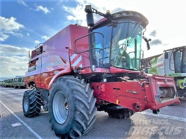 Case IH AF 8240 コンバイン