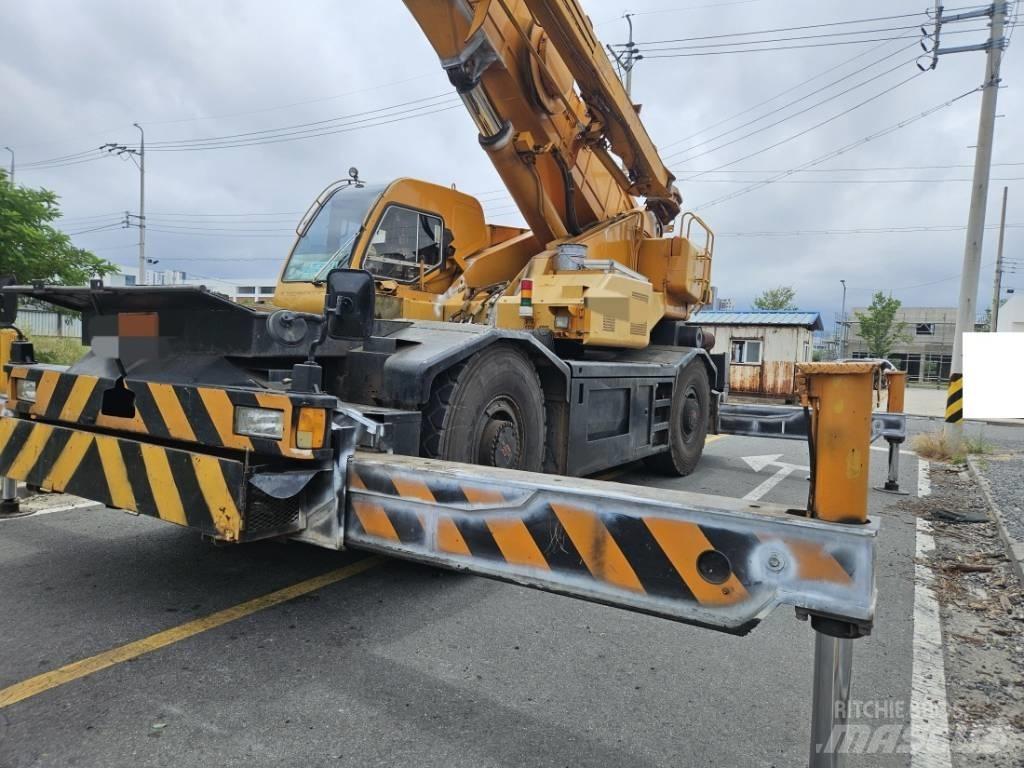Kobelco RK 450-2 ラフテレーンクレーン