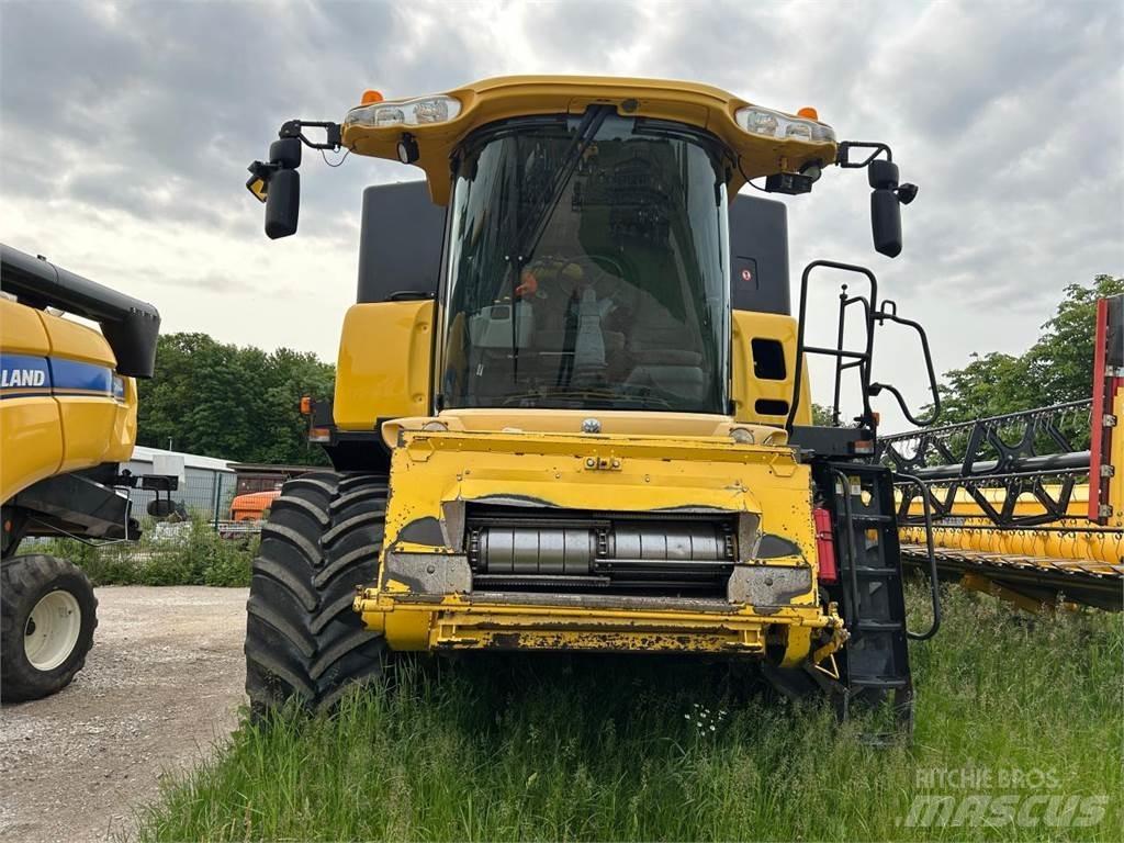 New Holland CR 980 コンバイン
