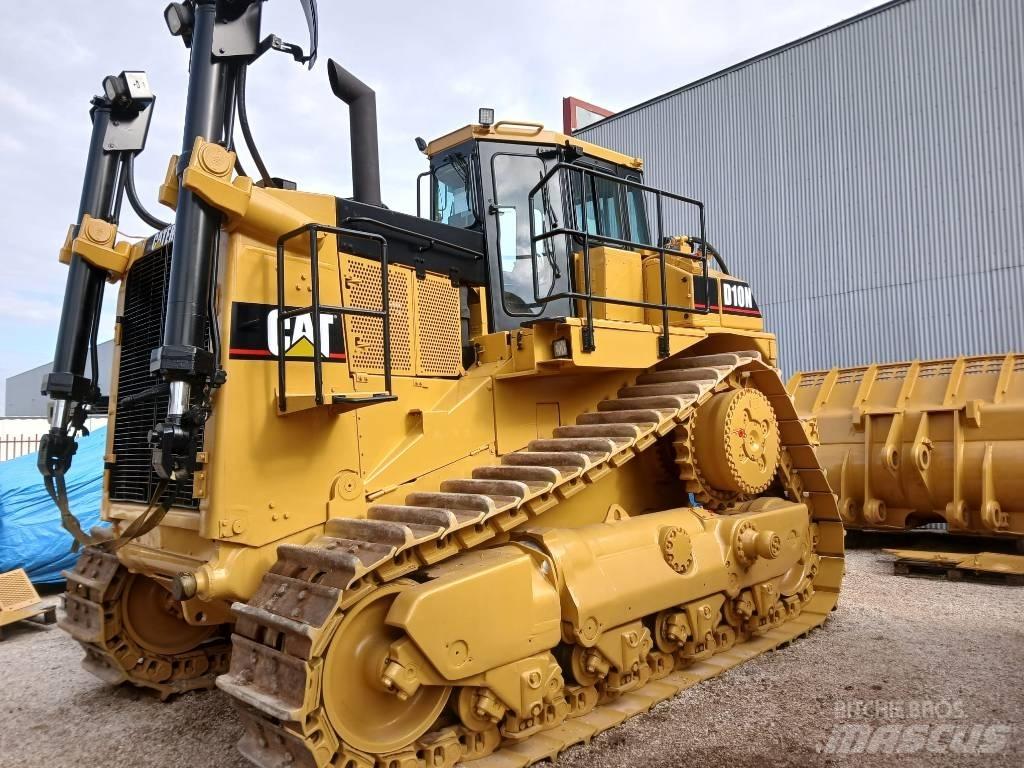 CAT D 10 N ブルドーザー