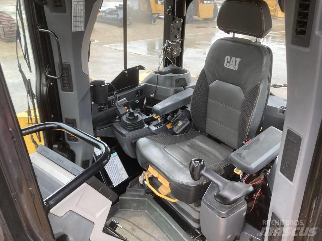 CAT D 6 LGP ブルドーザー