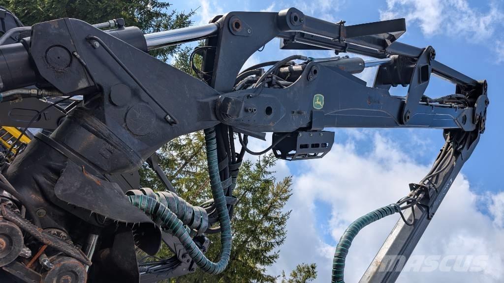 John Deere 1270 G ハーベスター