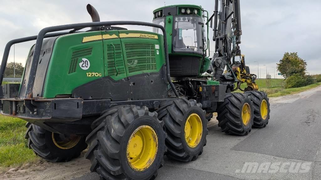 John Deere 1270 G ハーベスター
