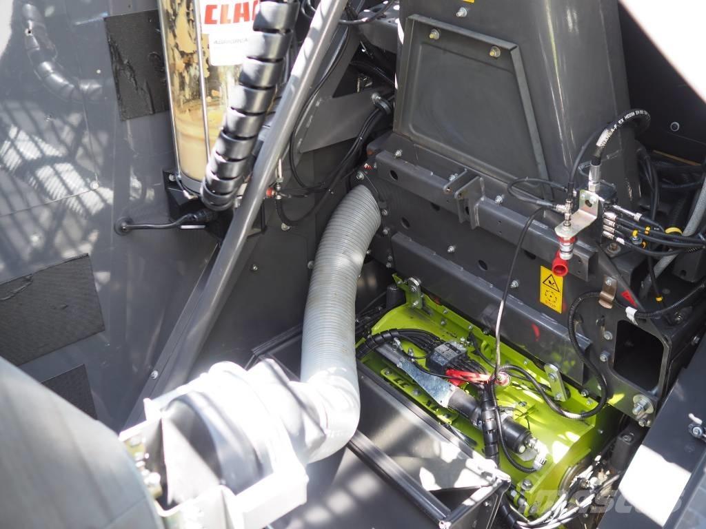 CLAAS Jaguar 860 4WD 自走式フォレージハーベスター
