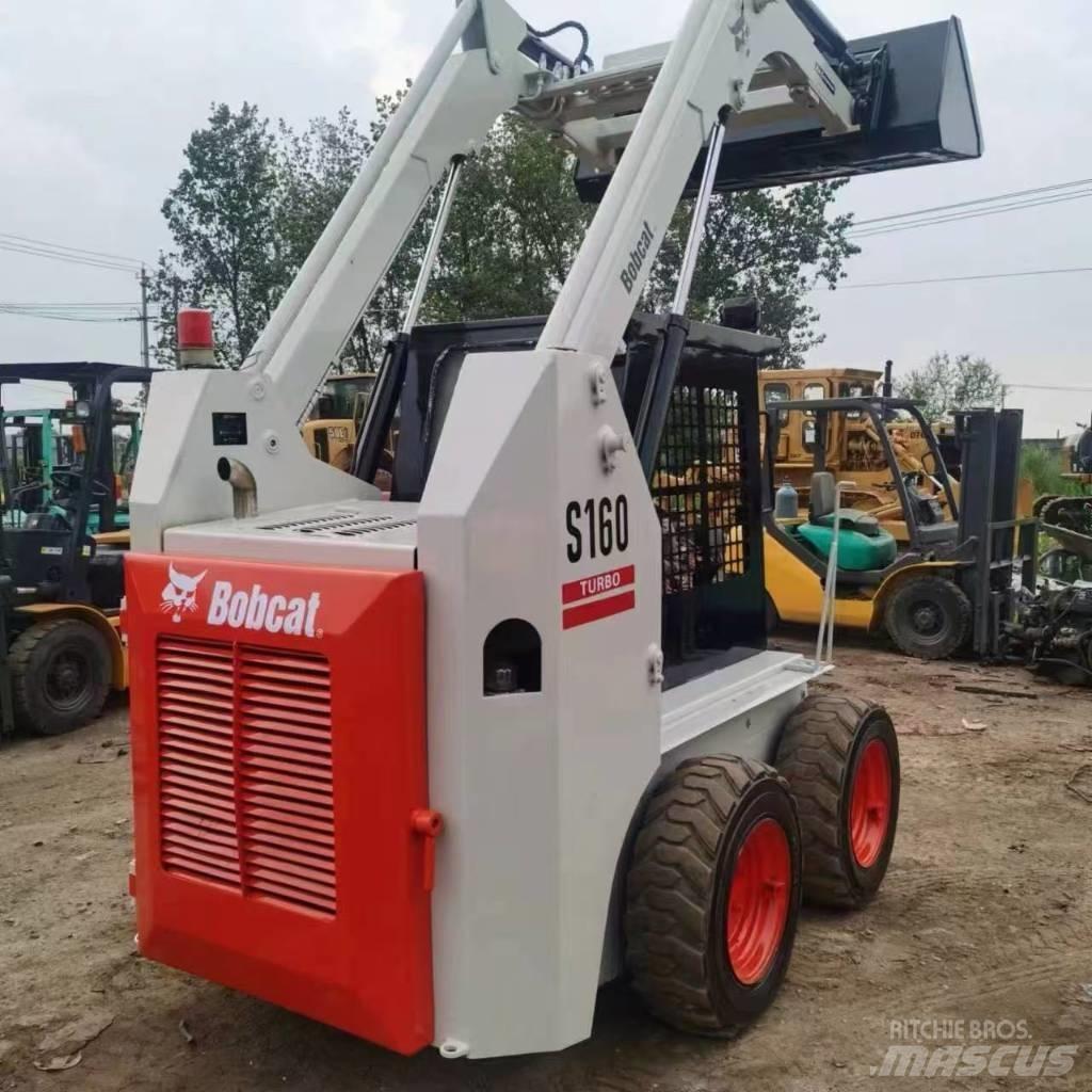 Bobcat S 160 スキッドステアローダー