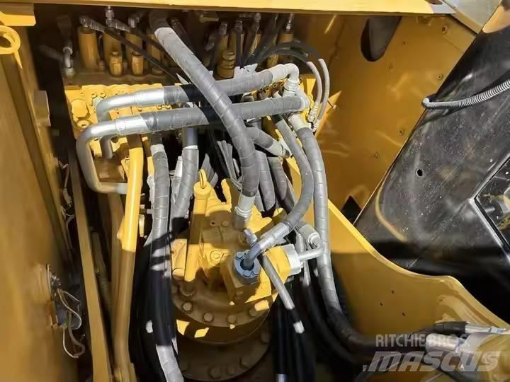 CAT CAT320D 大型油圧ショベル12t以上（パワーショベル・ユンボ）
