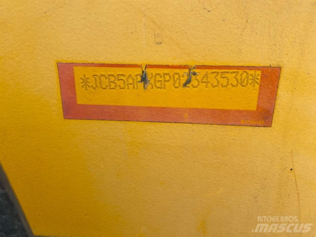 JCB 535-140 Hiviz テレスコーピックハンドラー