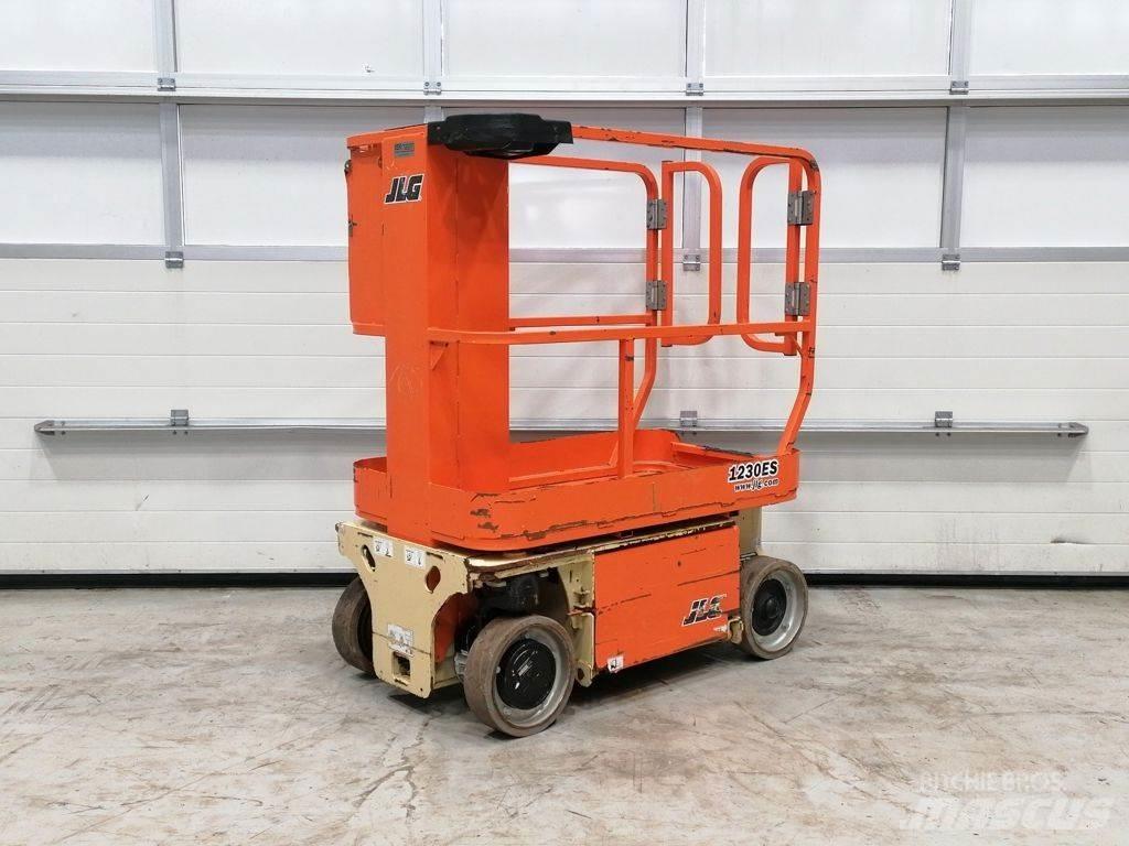 JLG 1230ES シザースリフト