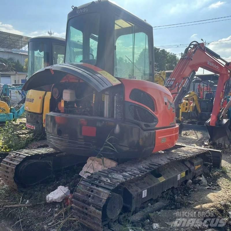 Kubota U 40 ミニ油圧ショベル 7t以下（ミニユンボ・ミニディガー）