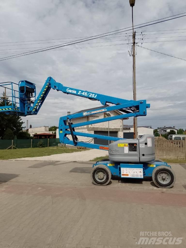Genie Z 45/25 J ブームリフト　屈伸型