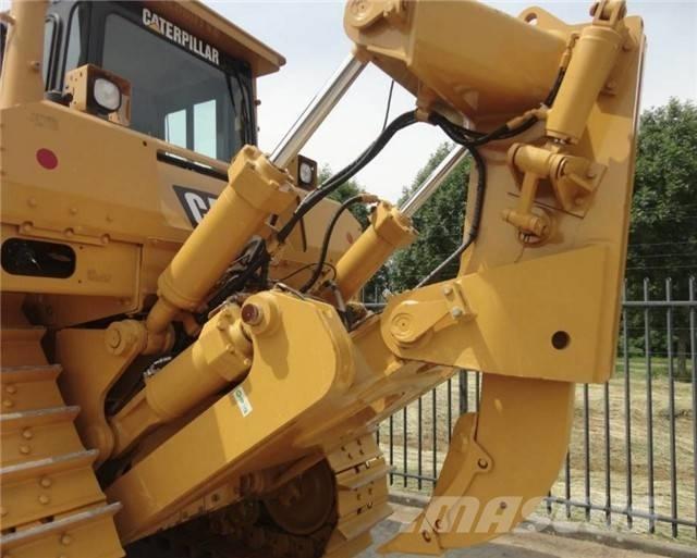 CAT D 8 R ブルドーザー