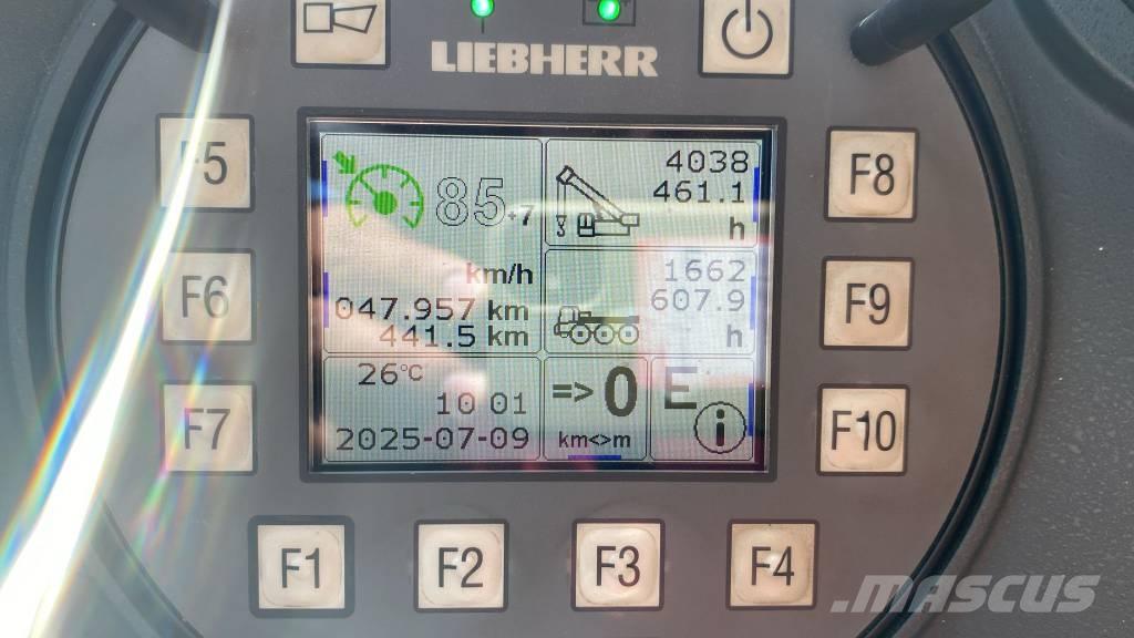 Liebherr LTM1120-4.1 自動直立クレーン