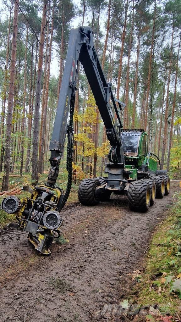 John Deere 1170G ハーベスター
