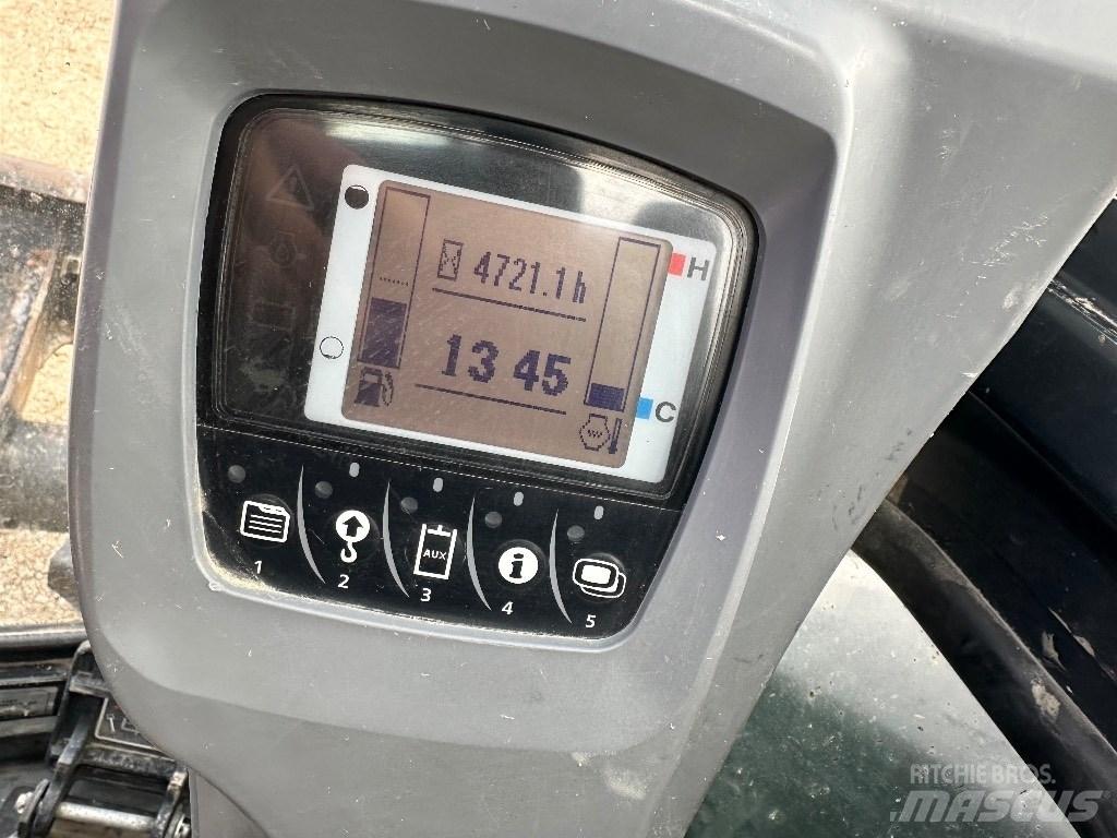 Kubota KX 055-4 ミニ油圧ショベル 7t以下（ミニユンボ・ミニディガー）