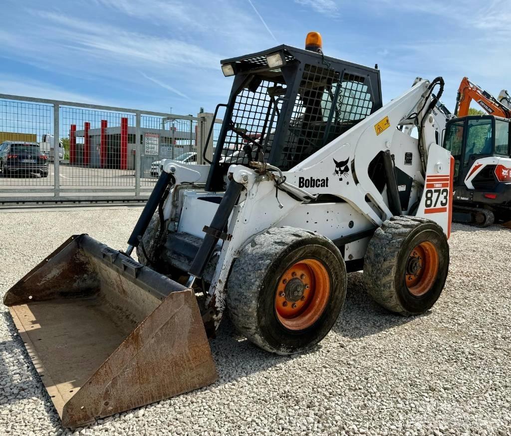 Bobcat 873 スキッドステアローダー