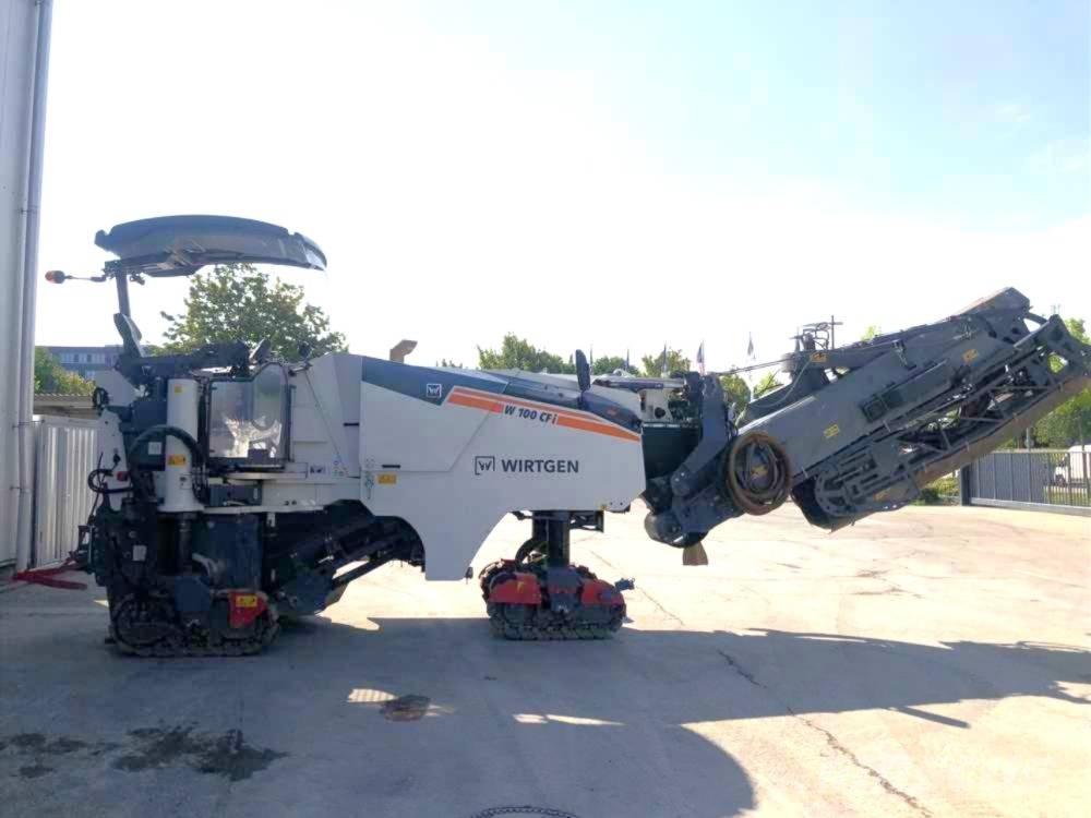 Wirtgen W 100 CFi アスファルトコールドミリングマシーン