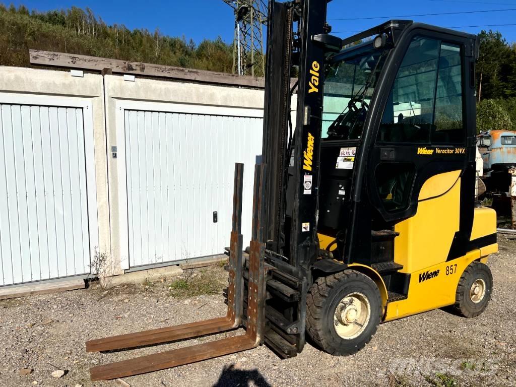 Yale GLP 030 VX LPGフォークリフト