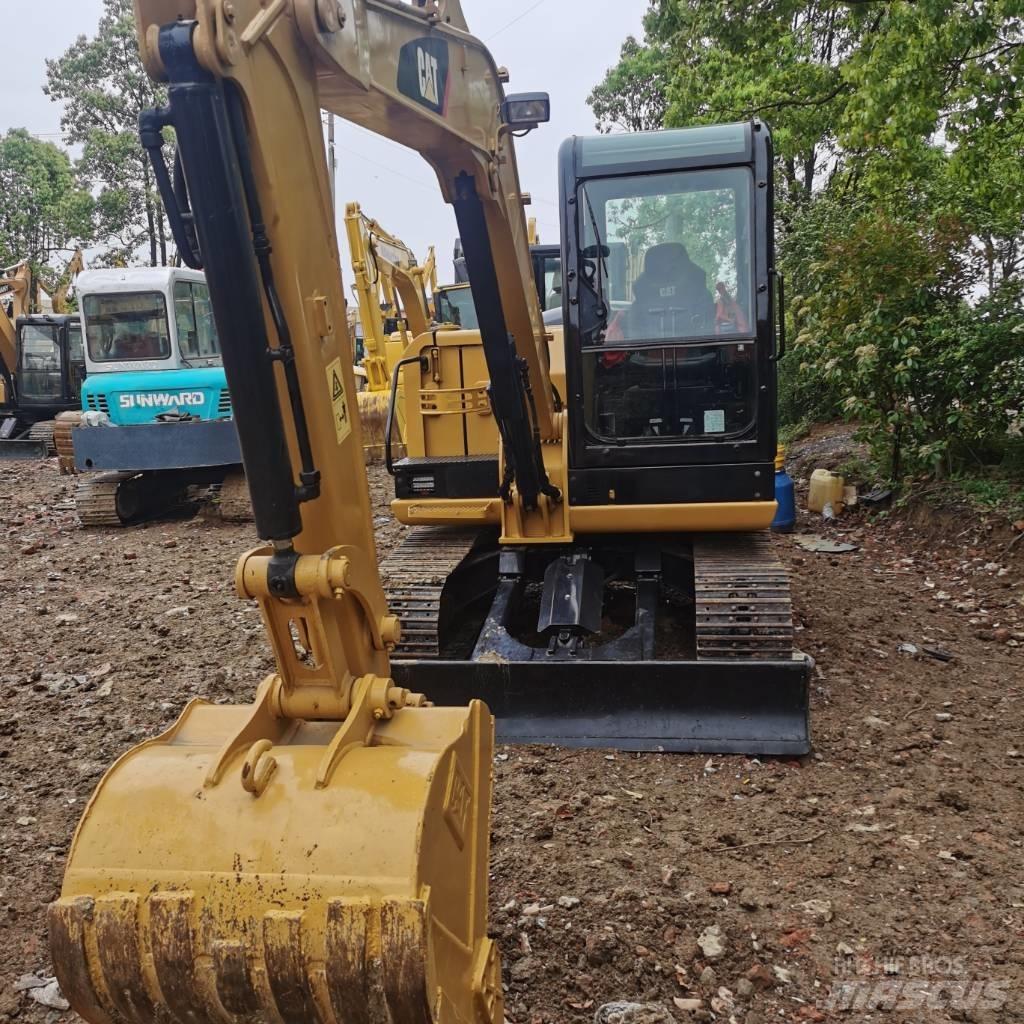 CAT 305.5 E CR 大型油圧ショベル12t以上（パワーショベル・ユンボ）