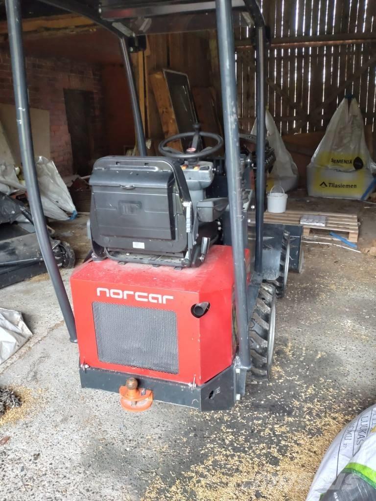 Norcar 755 多目的ローダー